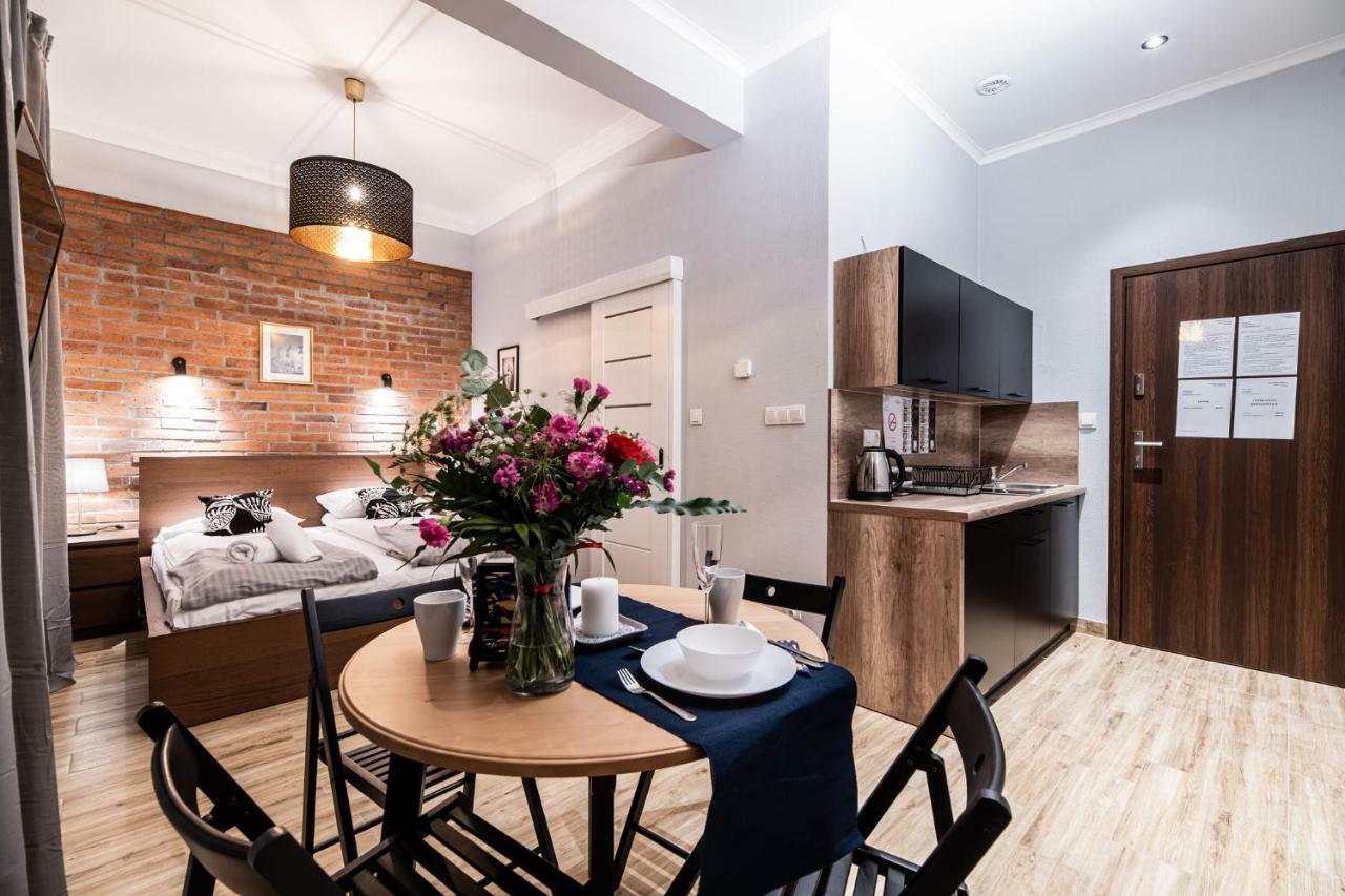 Lubomirskiego 23 Residence - Great Location, 10 Min To Main Square By Foot, Right Next To Main Rail And Bus Station Krasków Exterior foto
